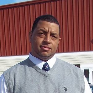 Meet your Posher, Carlos